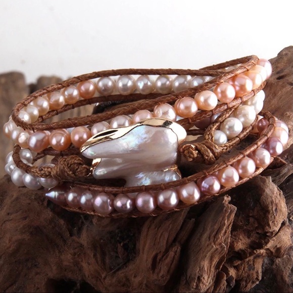 *LAST ONE* BRAND NEW Fresh Water Pearl Beaded Triple Layer Wrap Leather Bracelet - Picture 4 of 6
